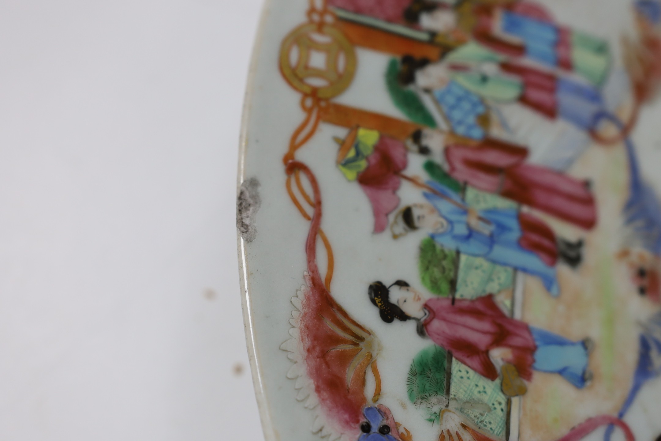 A 19th century Chinese famille rose large dish, 42cms diameter